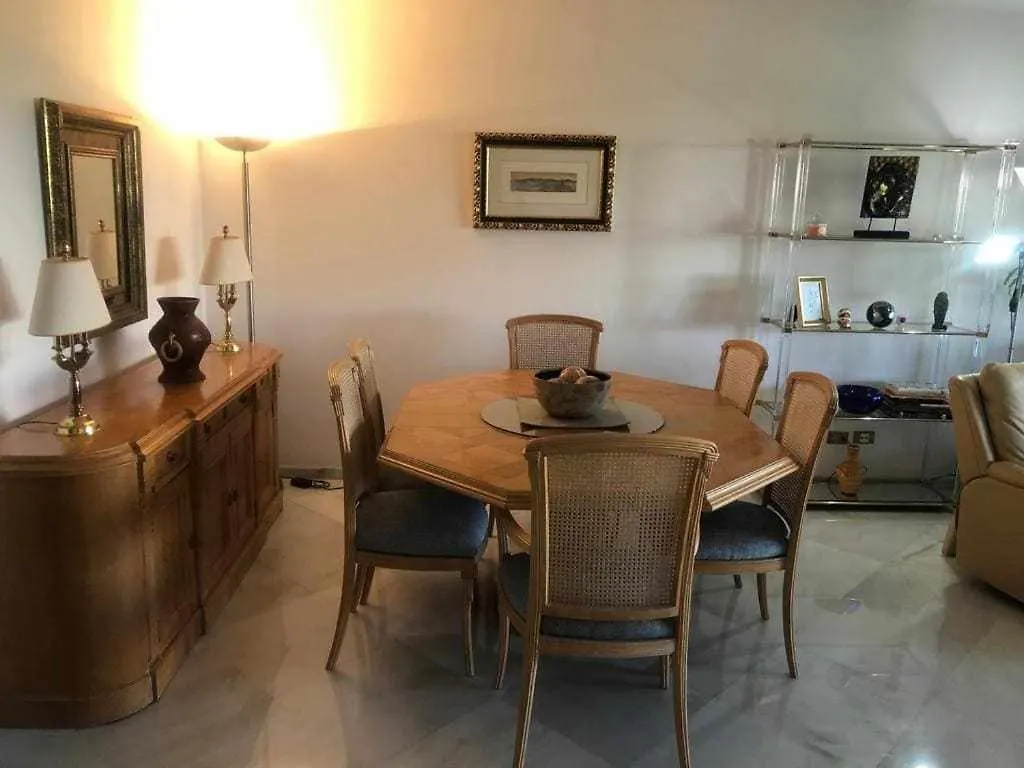 Apt Don Gonzalo L Marbella 0*,  Spain