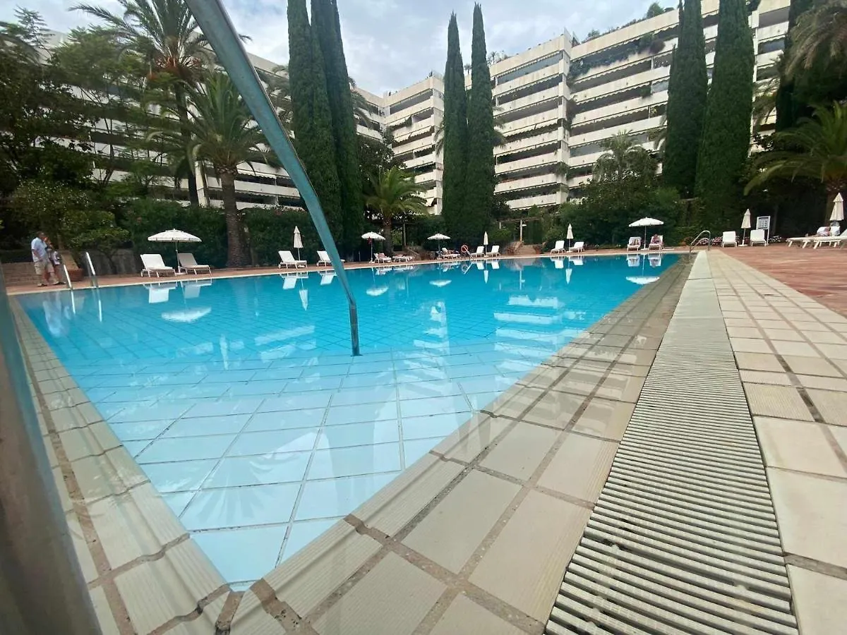 Apt Don Gonzalo L Marbella Apartment