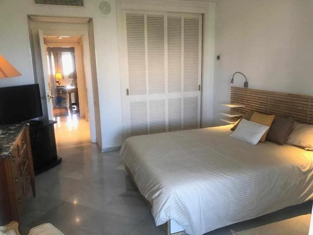 Apt Don Gonzalo L Marbella Apartment