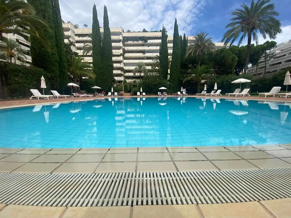 Apt Don Gonzalo L Marbella Spain